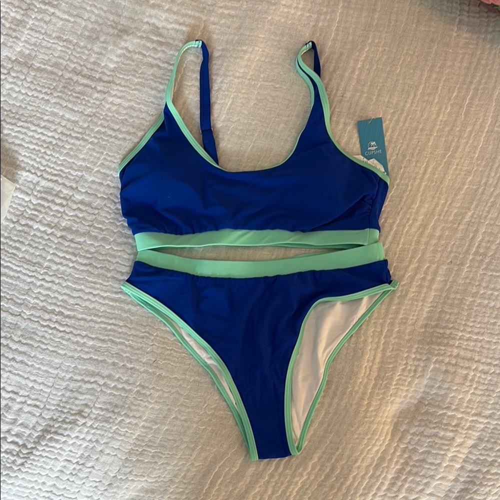 Cupshe Blue and Light Green Bikini Set